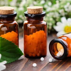 Homöopathie ‒ Wissenswertes zu Wirkprinzip und Potenzen Homöopathie ‒ Wissenswertes zu Wirkprinzip und Potenzen