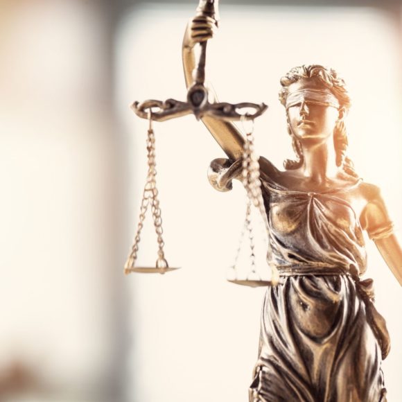 Fortbildungspflicht für Heilpraktiker – Unwissenheit schützt nicht vor Strafe Fortbildungspflicht für Heilpraktiker – Unwissenheit schützt nicht vor Strafe