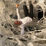 Dr. Robert Schleip im Faszienplastinat